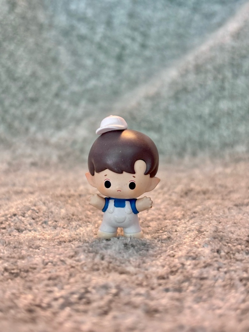 Hacipupu Pop Bean | Hug Me Series mini bean | POP MART mini figure